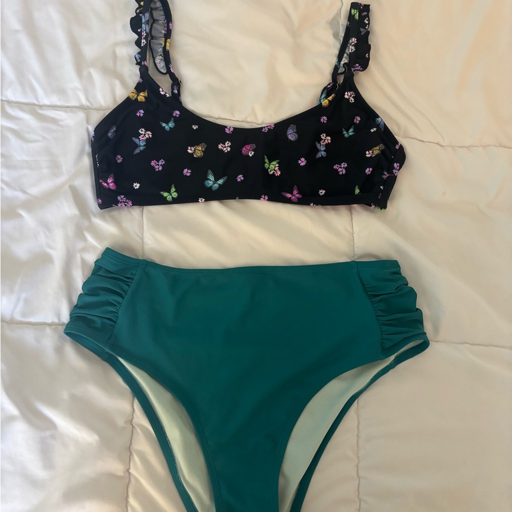 California Waves Black and Pink Floral Bikini Top Teal Bottoms XL
